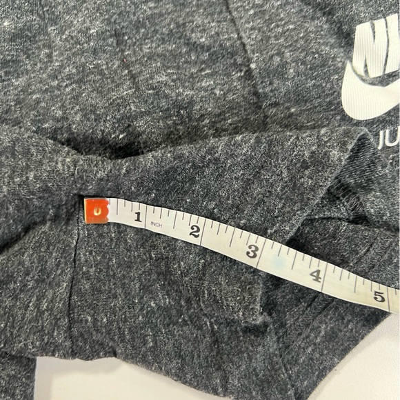 Nike Gray ‘Gym Vintage Romper’ Size Small With Shoulder Snaps - Picture 15 of 16